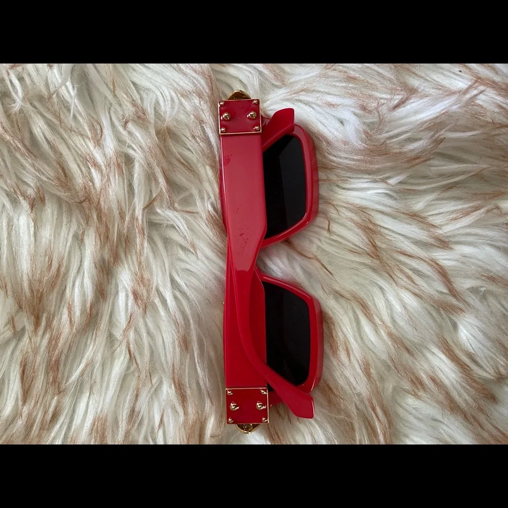 Authentic. Excellent condition. - Picture 5 of 7